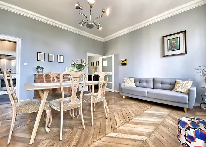 Au Fil De L'eau * Metz